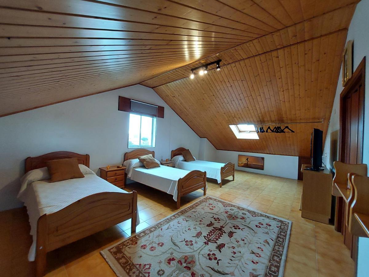 Acogedora Casa De Campo Neda Екстериор снимка