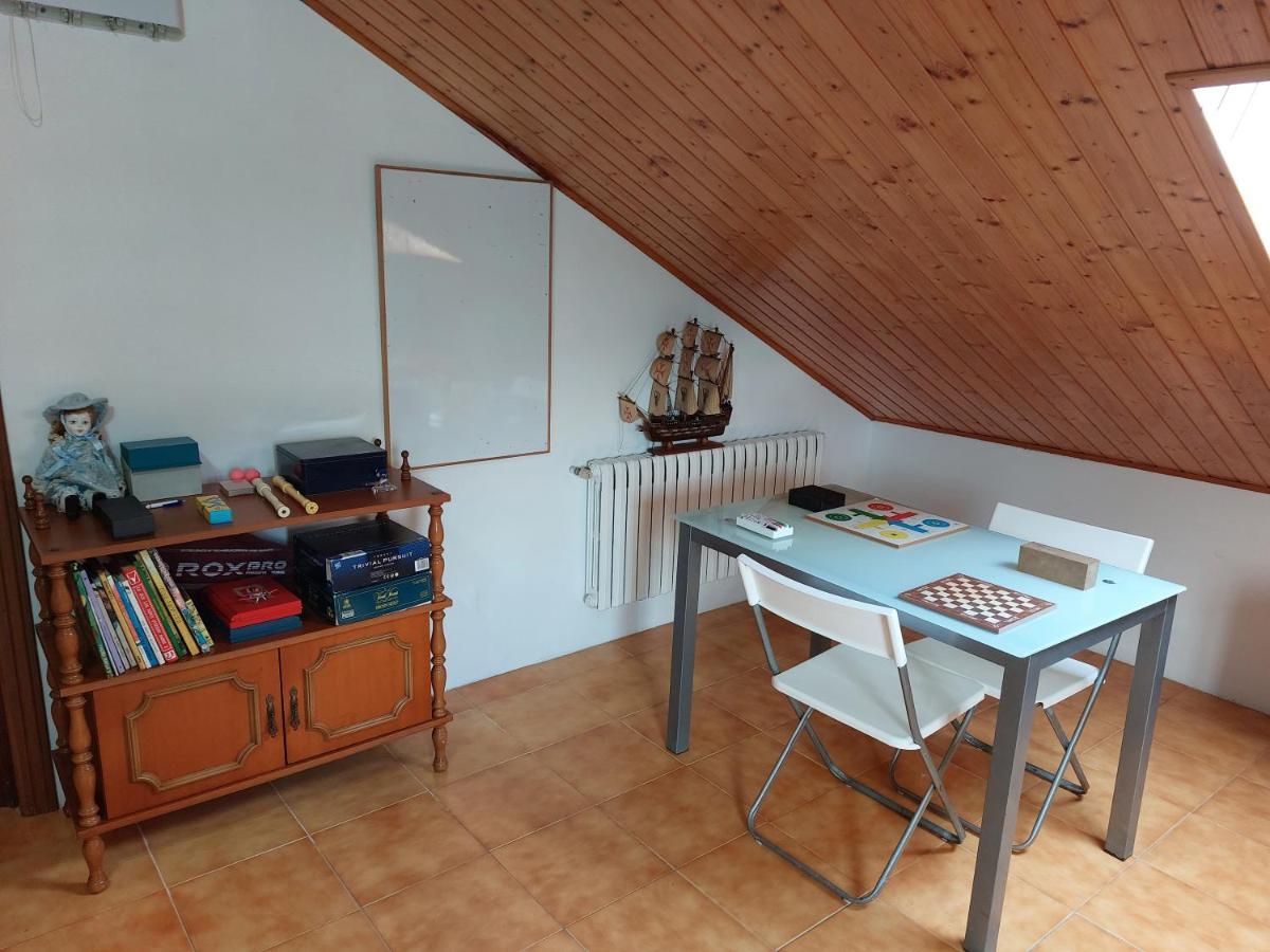Acogedora Casa De Campo Neda Екстериор снимка