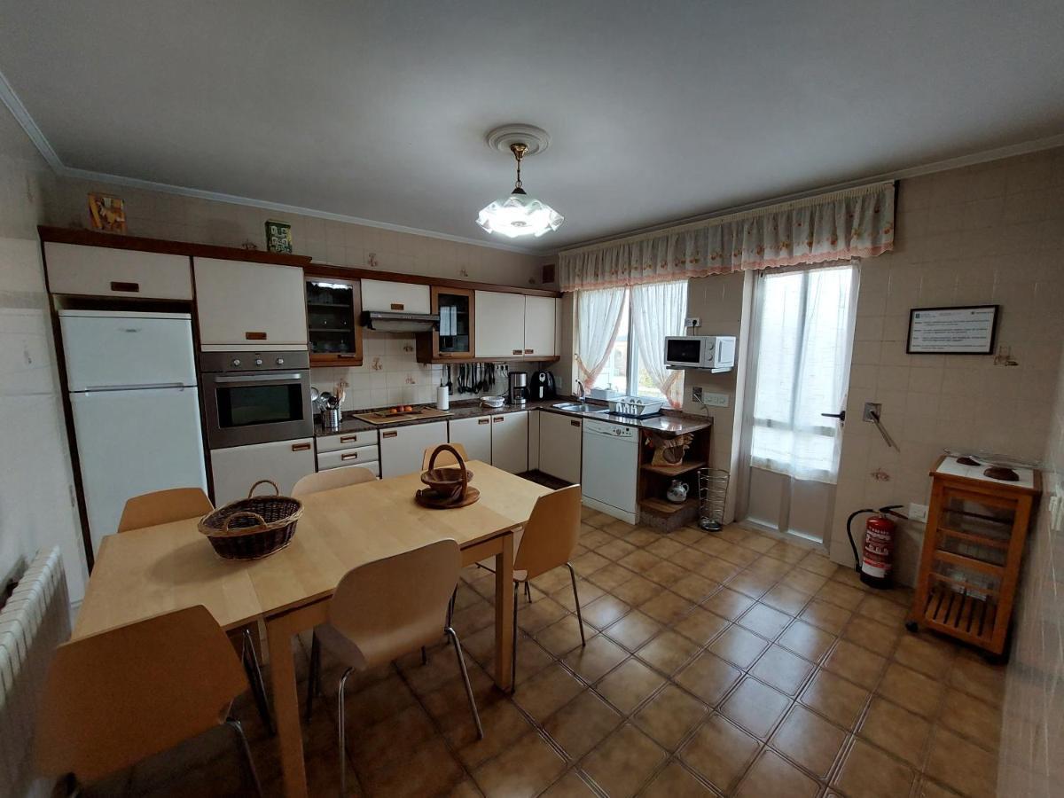Acogedora Casa De Campo Neda Екстериор снимка