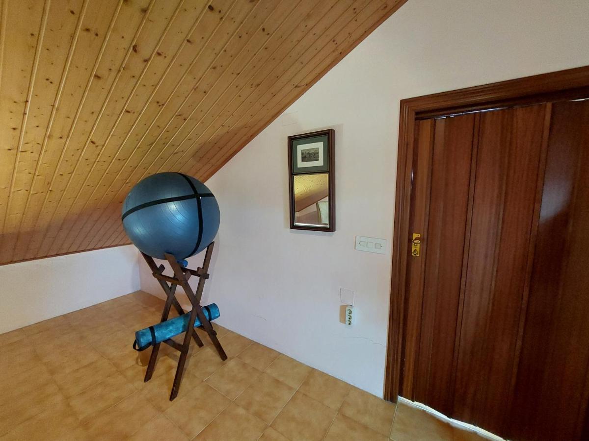 Acogedora Casa De Campo Neda Екстериор снимка