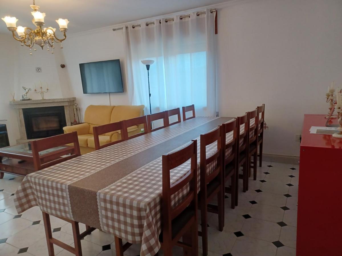 Acogedora Casa De Campo Neda Екстериор снимка